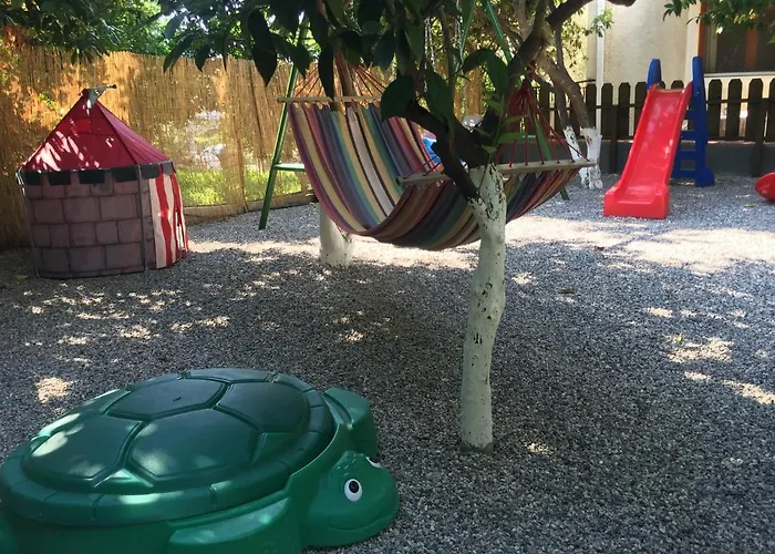 Oasis Apartments
